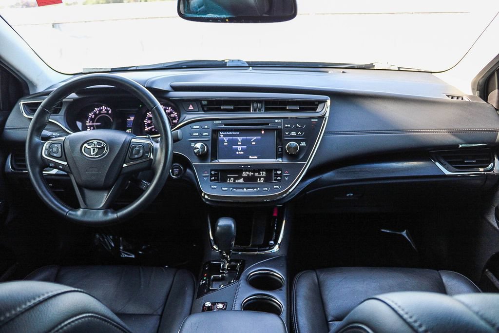 Used 2016 Toyota Avalon Touring w/ Preferred Accessory Package FWD image 13