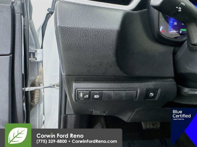 Used 2022 Toyota Corolla LE w/ Carpet Mat Package (TMS) FWD image 14