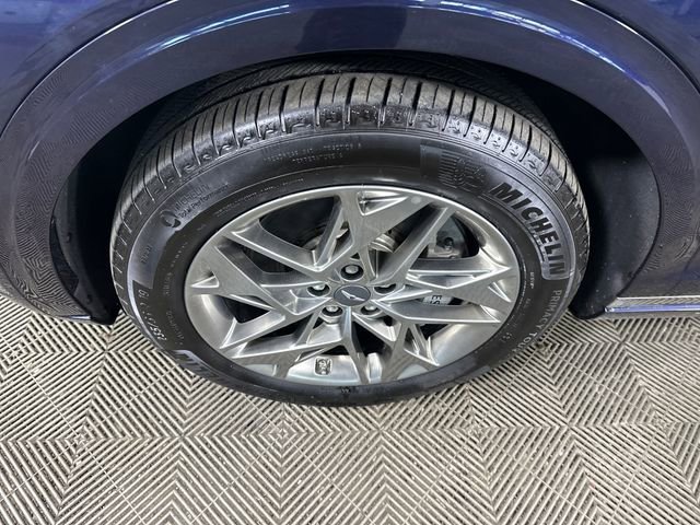 Used 2025 Genesis GV70 2.5T image 10