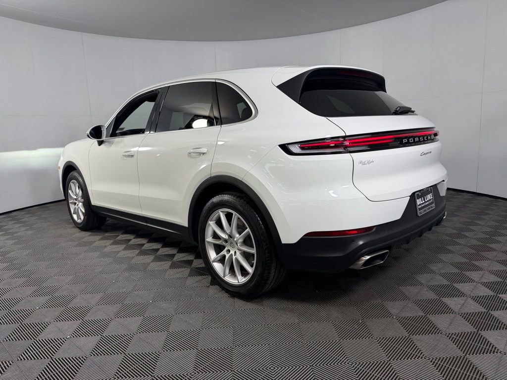 Used 2024 Porsche Cayenne image 9