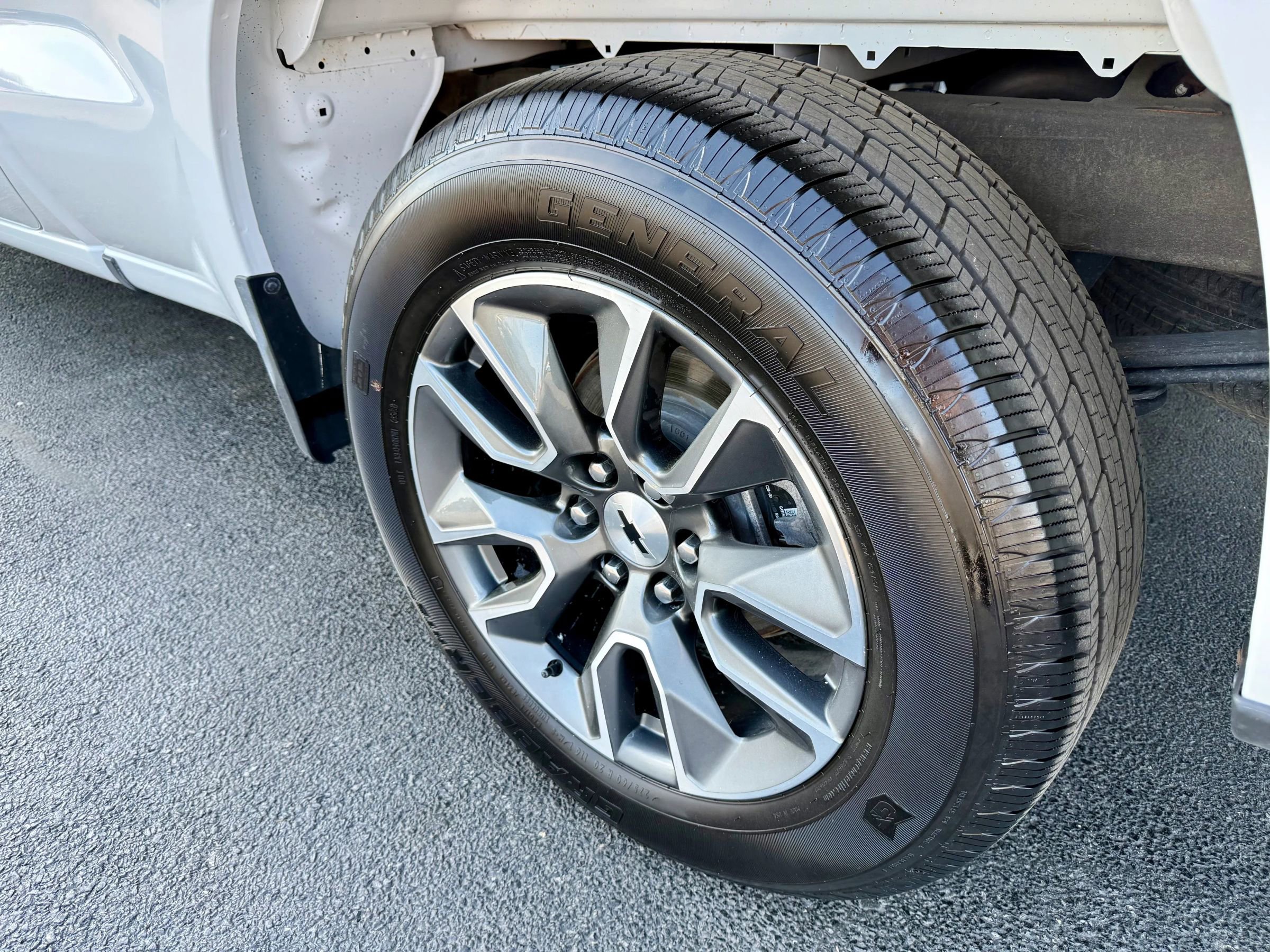 Used 2024 Chevrolet Silverado 1500 RST image 13