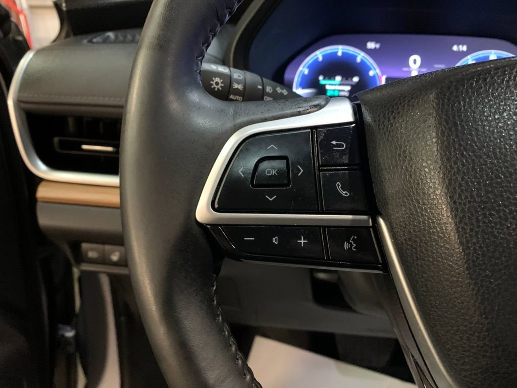 Used 2024 Toyota Grand Highlander Limited image 30