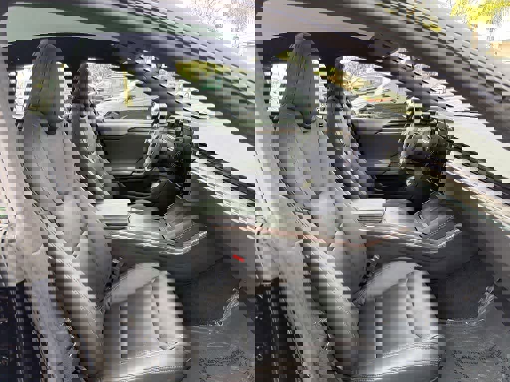 Used 2023 Tesla Model S image 40