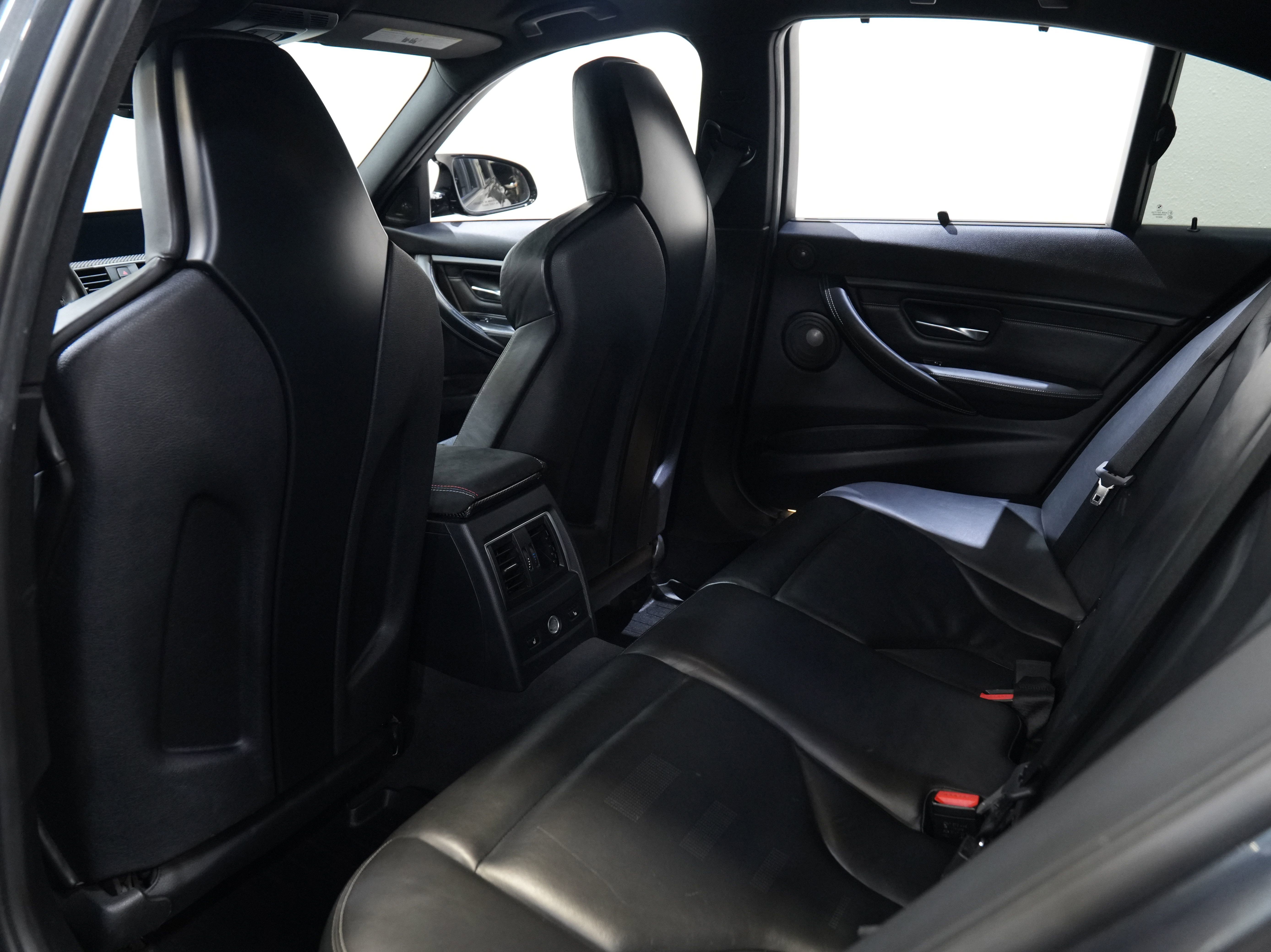 Used 2016 BMW M3 image 37