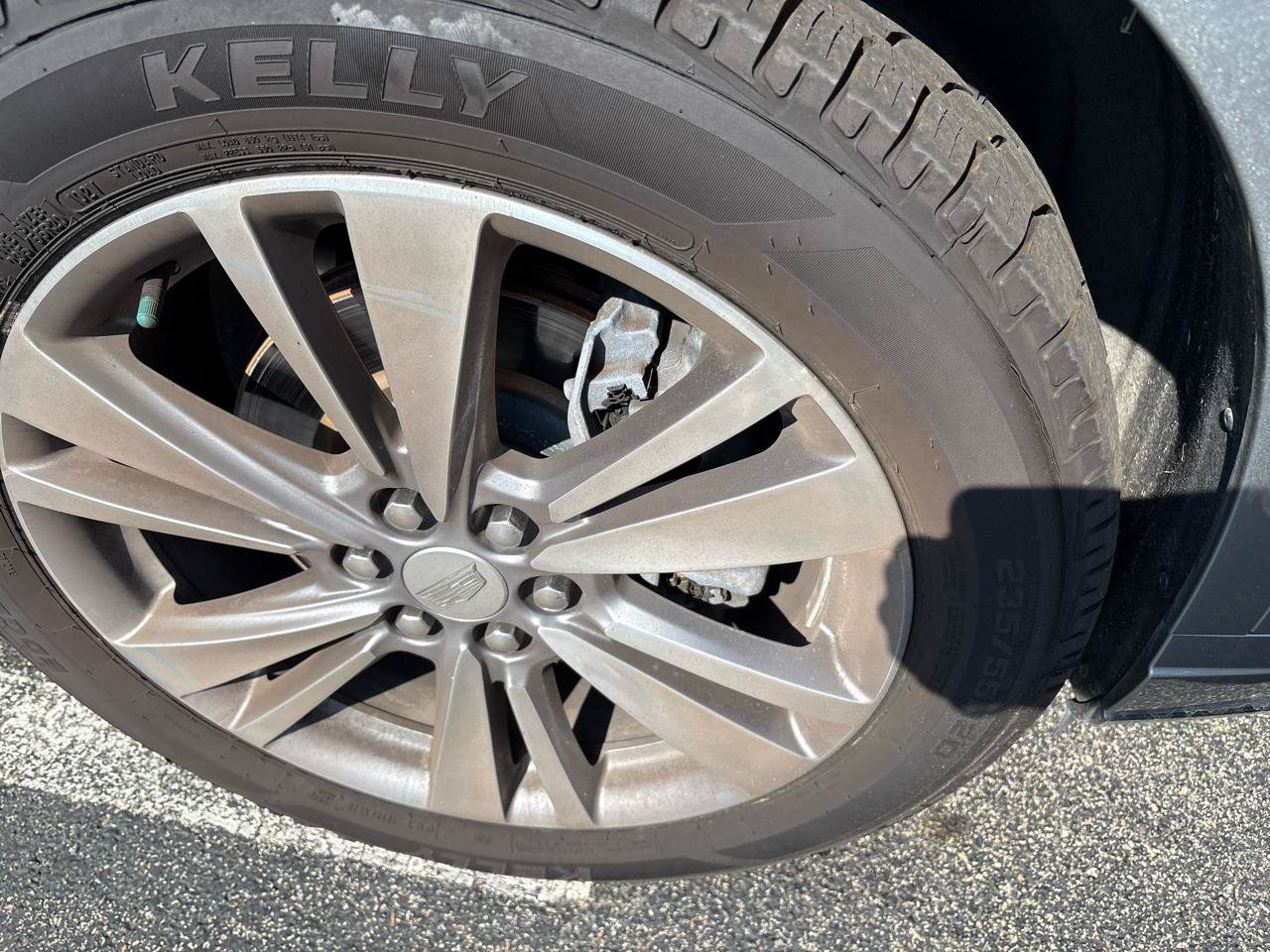 Used 2024 Cadillac XT6 Premium Luxury w/ LPO, Floor Liner Package AWD/4WD image 11