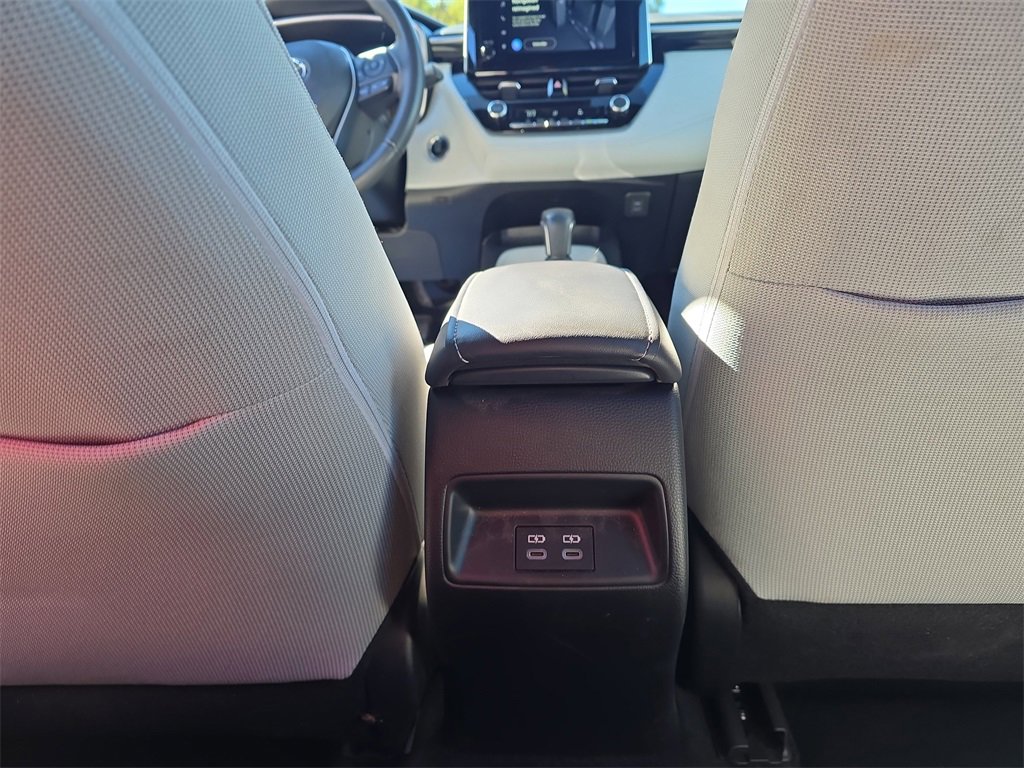 Used 2024 Toyota Corolla SE image 27