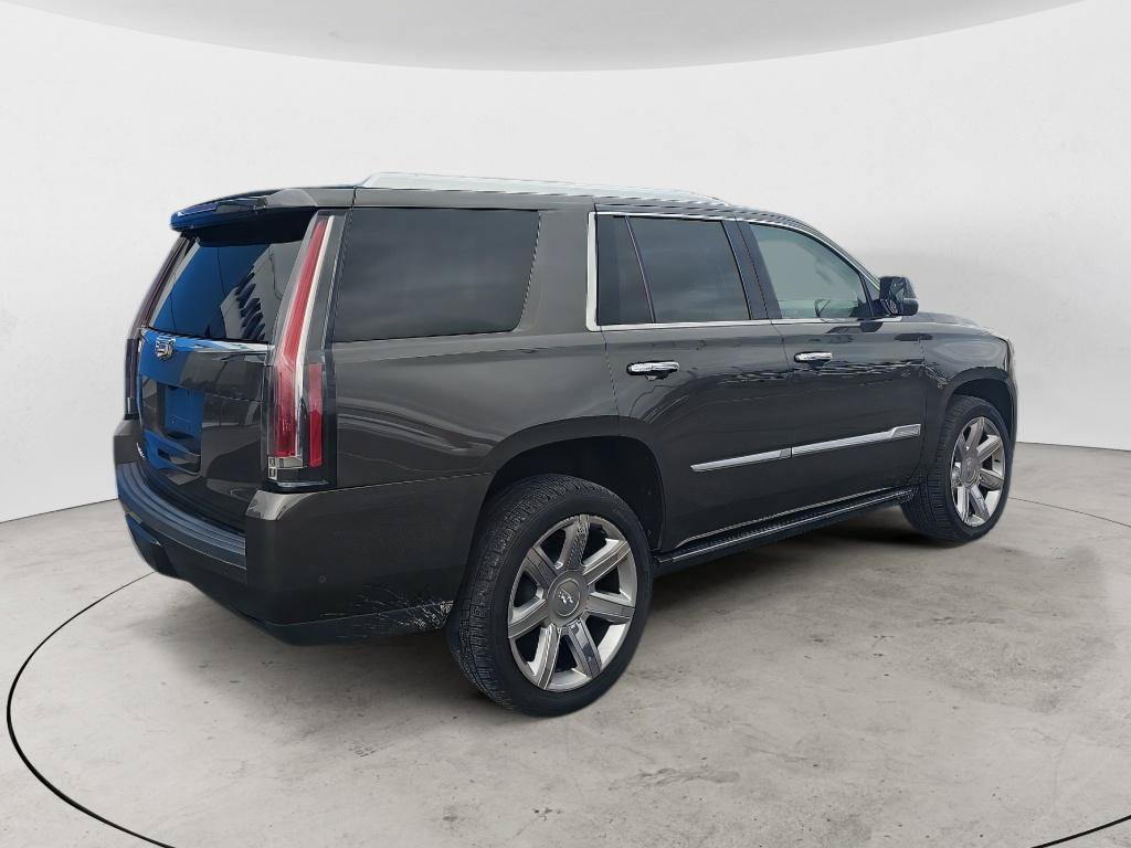 Used 2020 Cadillac Escalade Premium Luxury AWD/4WD image 3