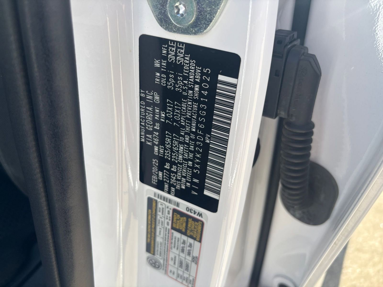 Used 2025 Kia Sportage LX image 27