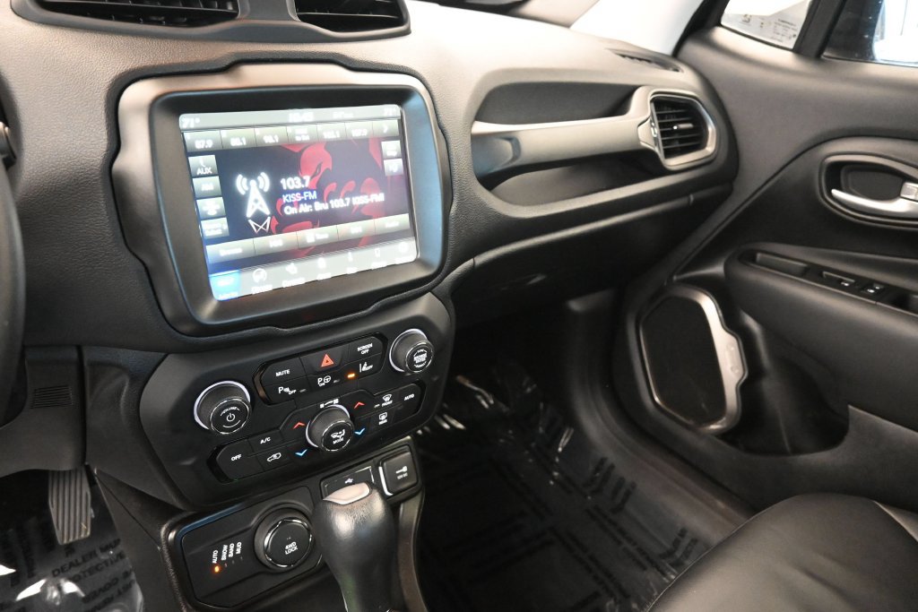 Used 2023 Jeep Renegade Limited w/ Limited Elite Group AWD/4WD image 21