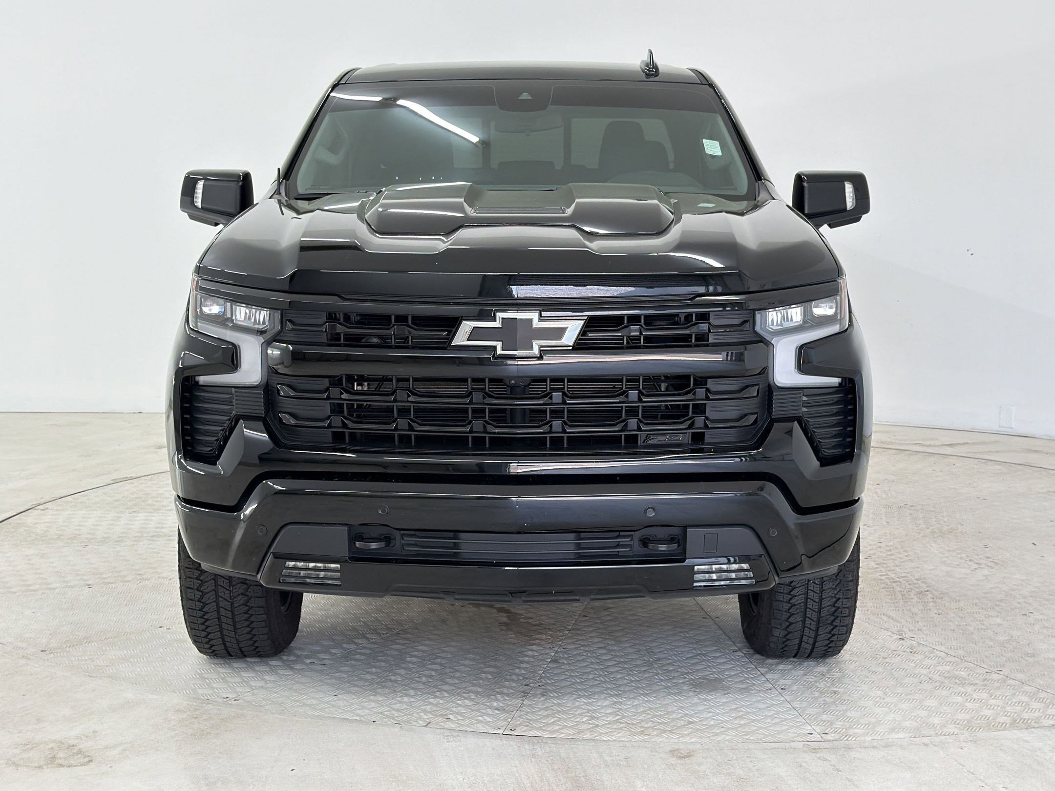 Used 2025 Chevrolet Silverado 1500 LT Trail Boss w/ LT Trail Boss Premium Package image 6