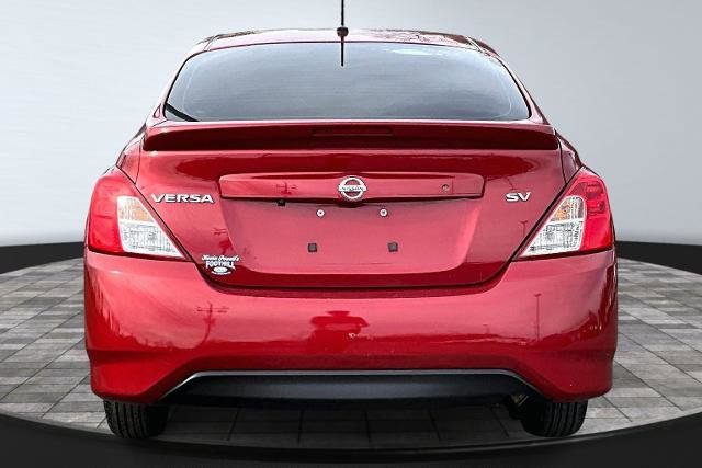 Used 2019 Nissan Versa SV image 4