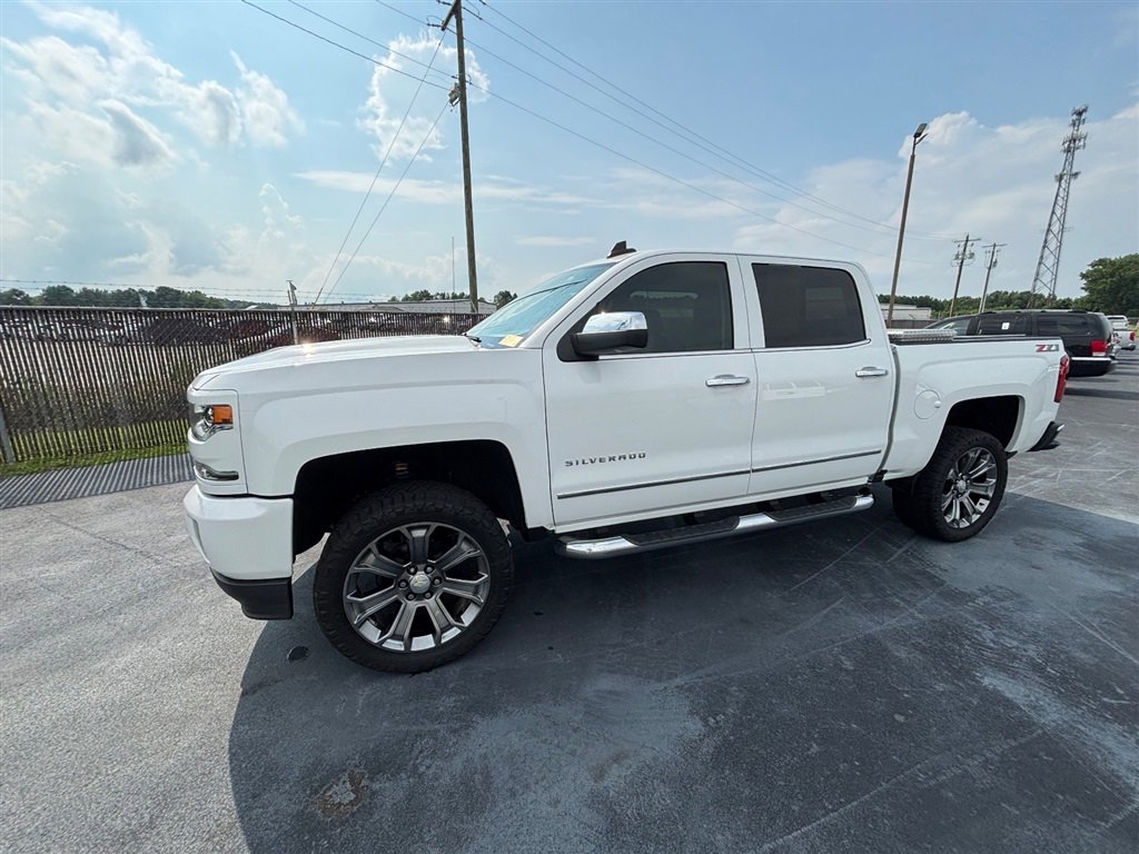 Used 2018 Chevrolet Silverado 1500 LTZ Z71 image 8