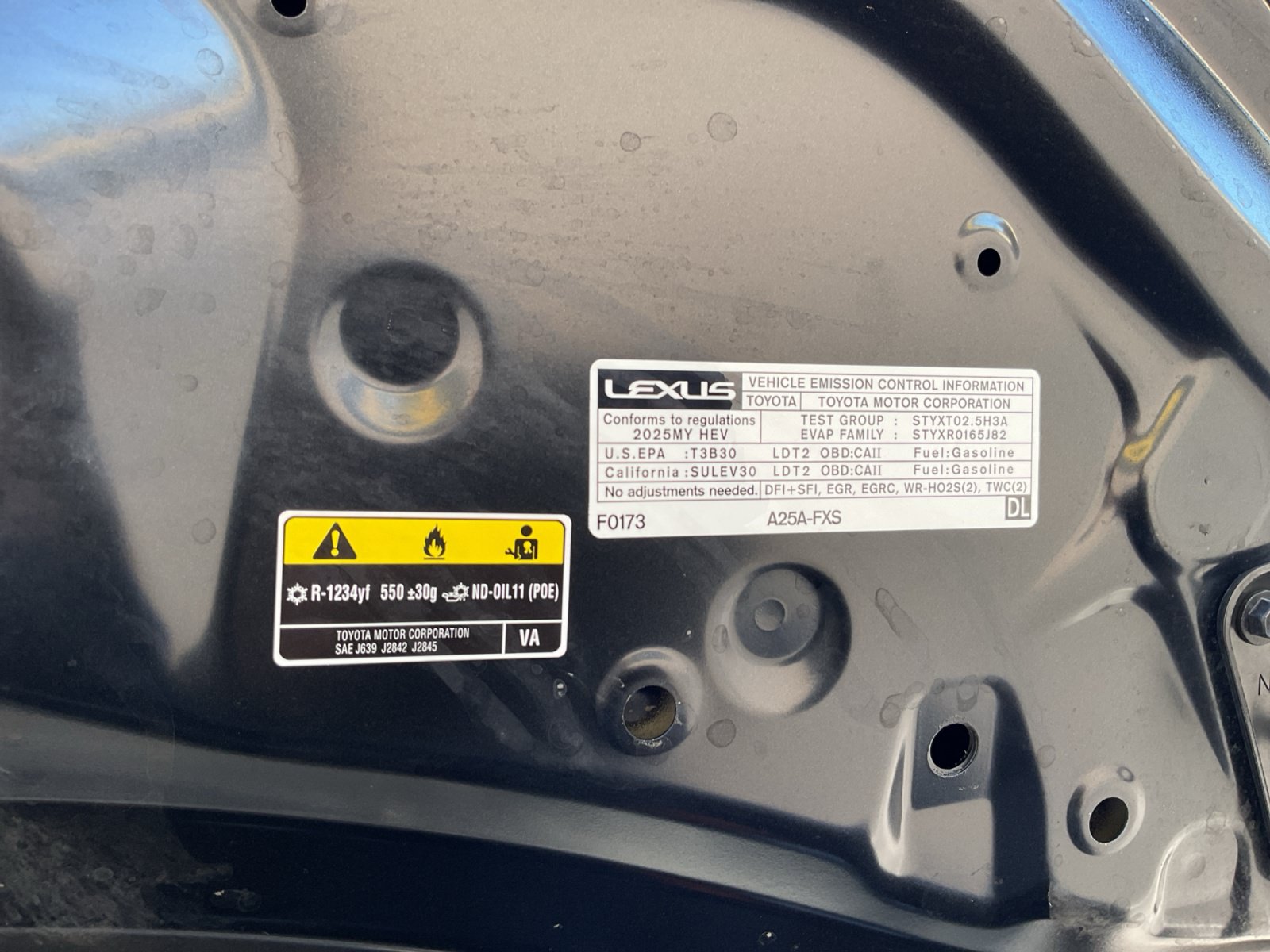 Used 2025 Lexus NX 350h AWD w/ Accessory Package (Z2) image 24