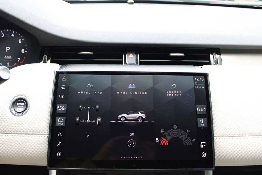 Certified 2024 Land Rover Discovery Sport Dynamic SE image 18