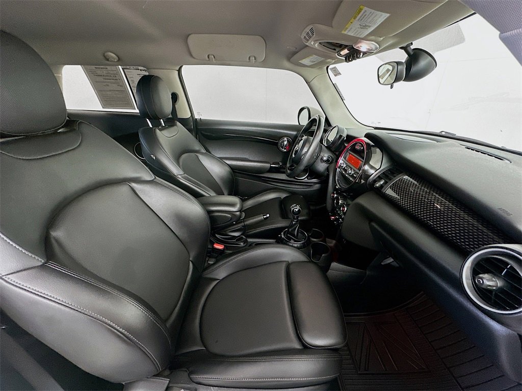 Used 2015 MINI Cooper S image 25