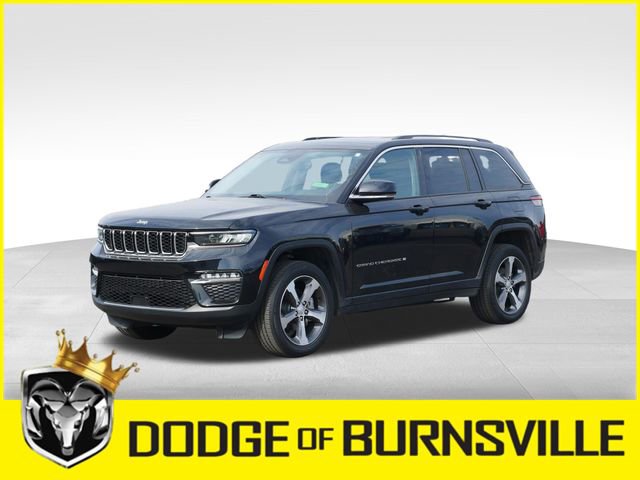 Used 2023 Jeep Grand Cherokee Limited AWD/4WD video 3