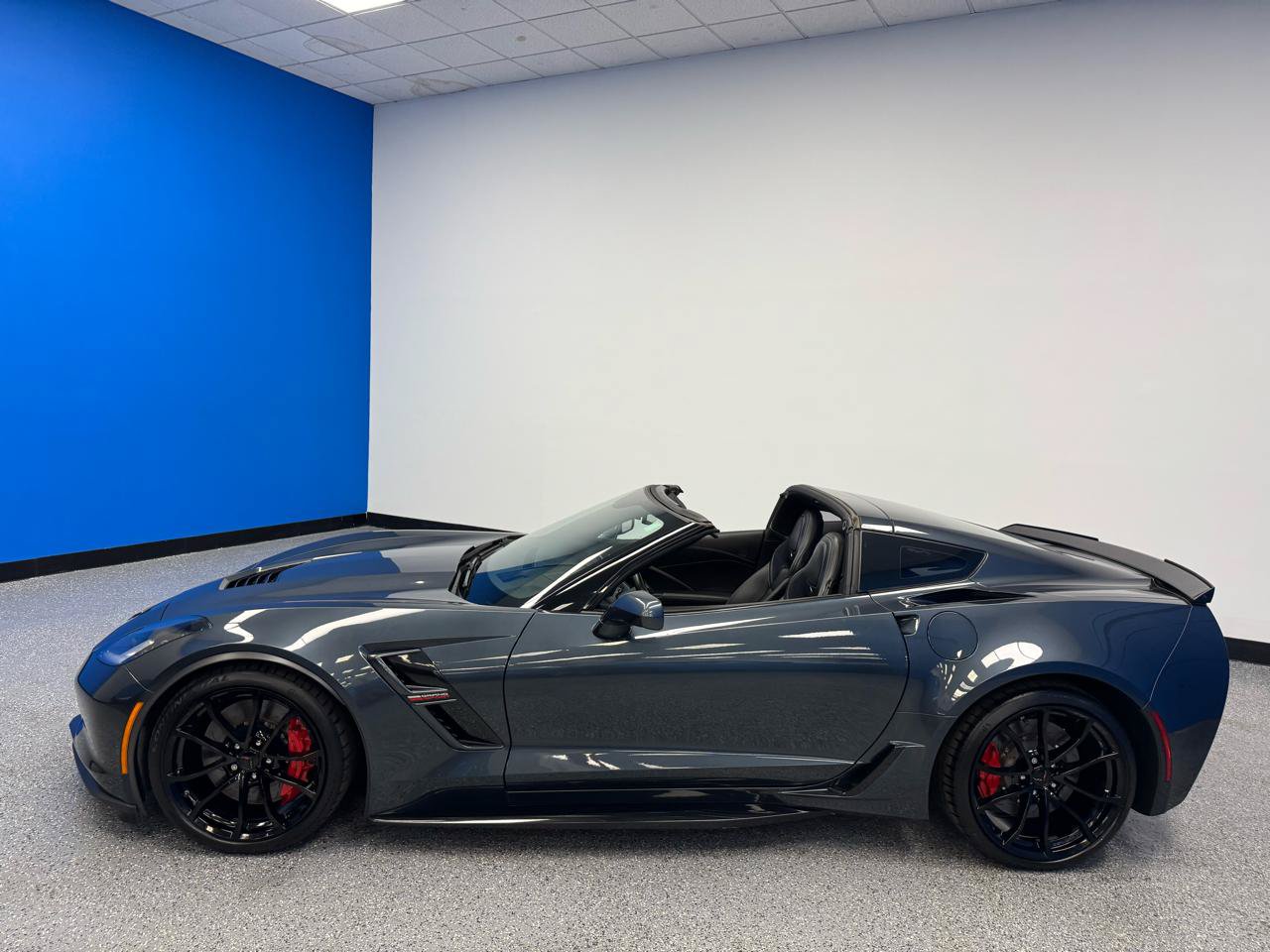 Used 2019 Chevrolet Corvette Grand Sport RWD image 5