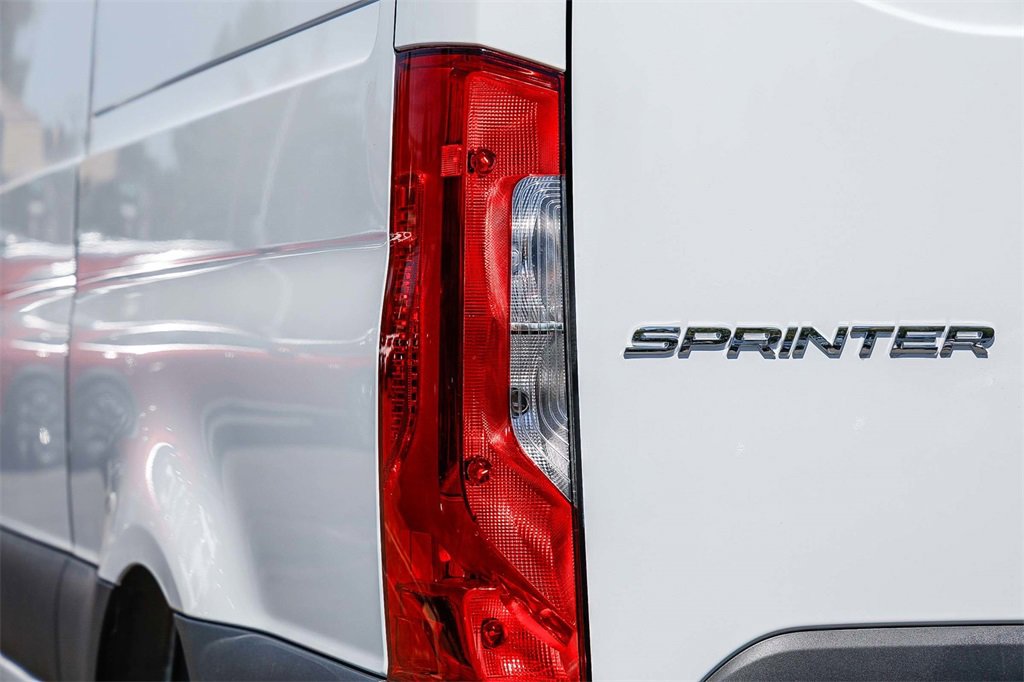 New 2025 Mercedes-Benz Sprinter 2500 image 8