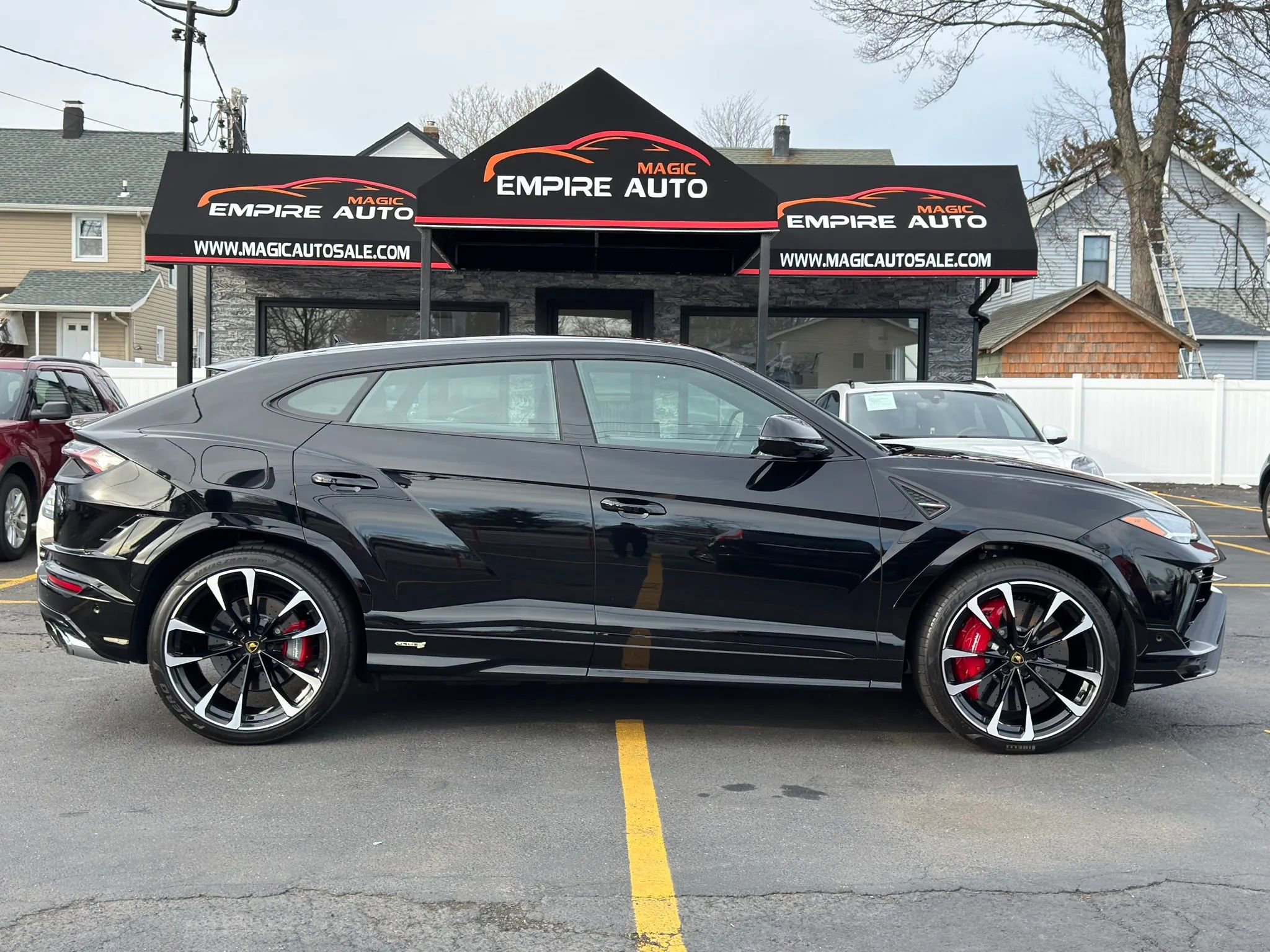 Used 2024 Lamborghini Urus S image 9