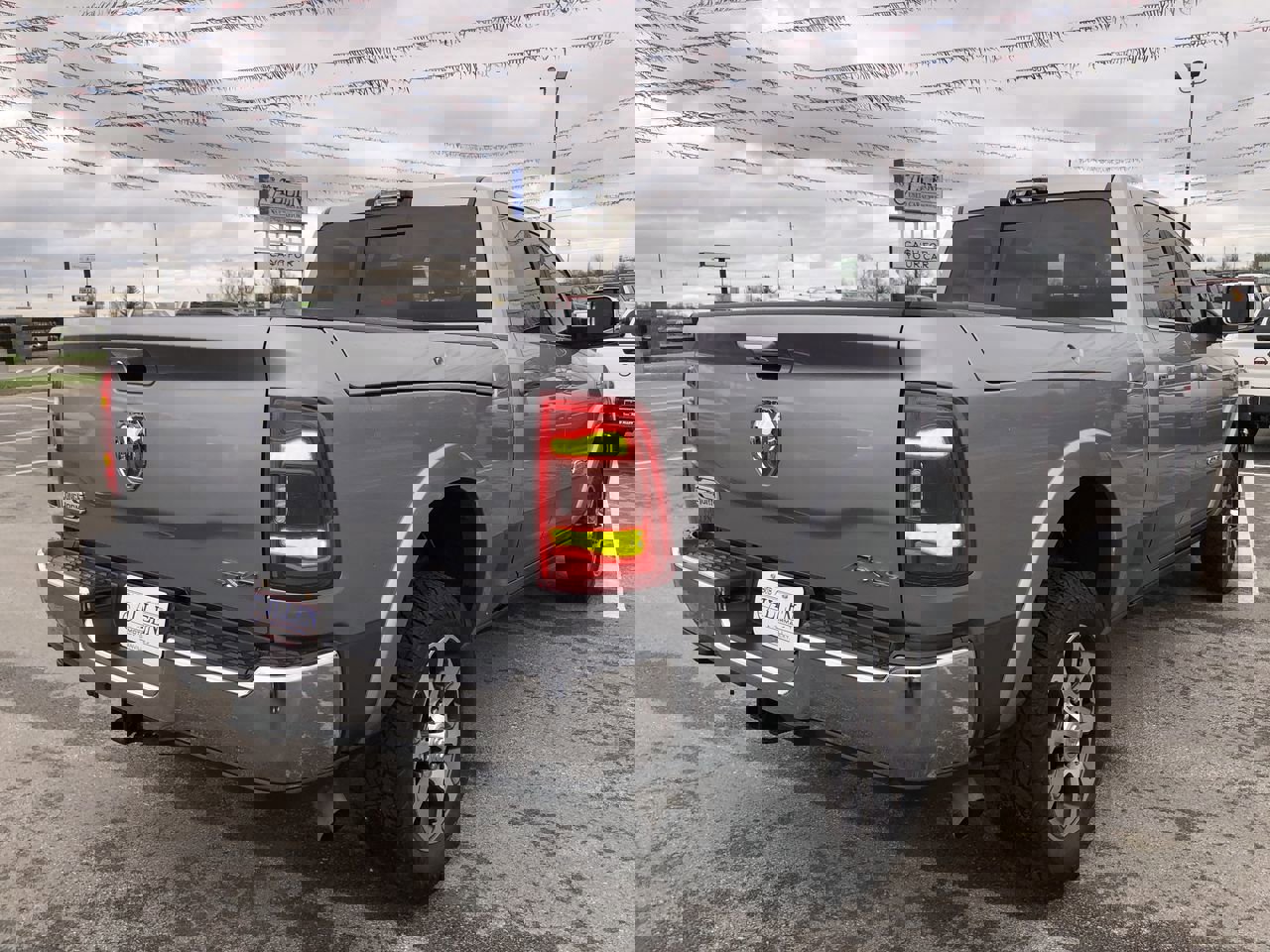 Used 2022 RAM 2500 Limited image 13