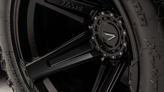 Used 2025 Jeep Gladiator Sport image 5