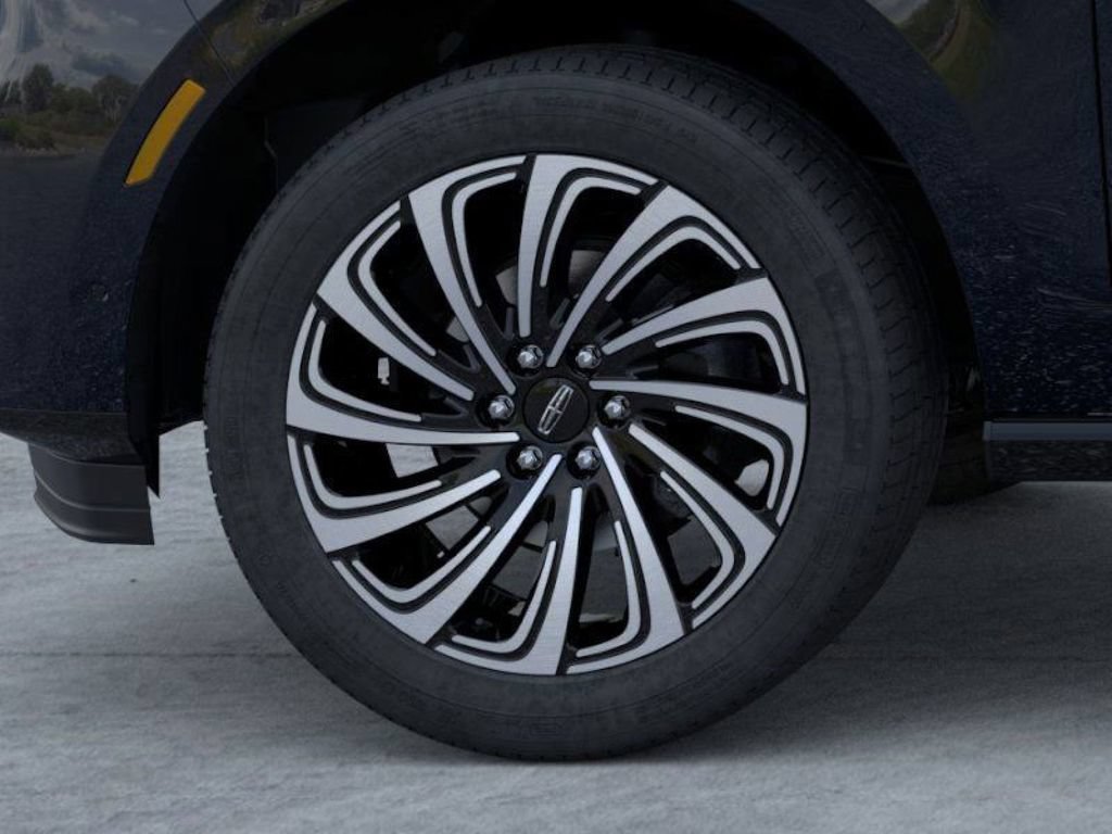 New 2026 Lincoln Navigator Black Label AWD/4WD image 19