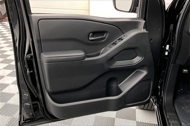 New 2025 Nissan Frontier S w/ S Utility Package image 30