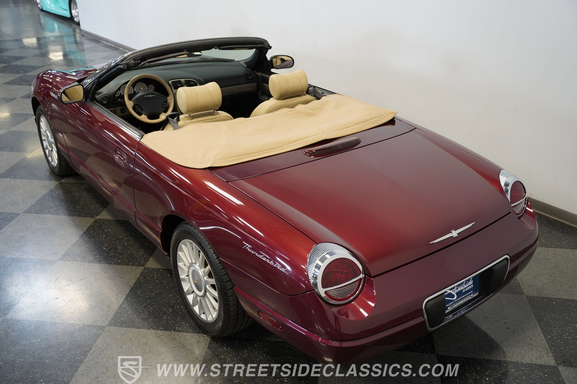 Used 2004 Ford Thunderbird RWD image 31