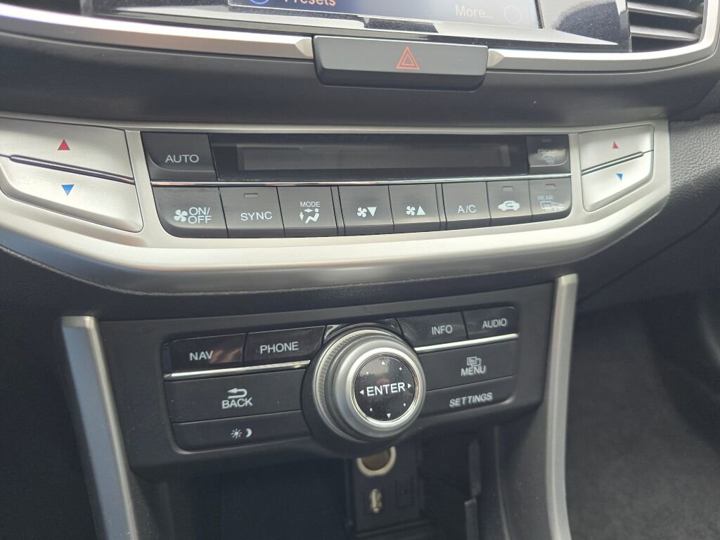 Used 2014 Honda Accord Touring image 26