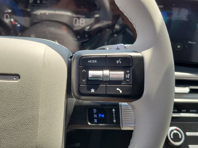 New 2026 Hyundai Santa Fe SE FWD image 8