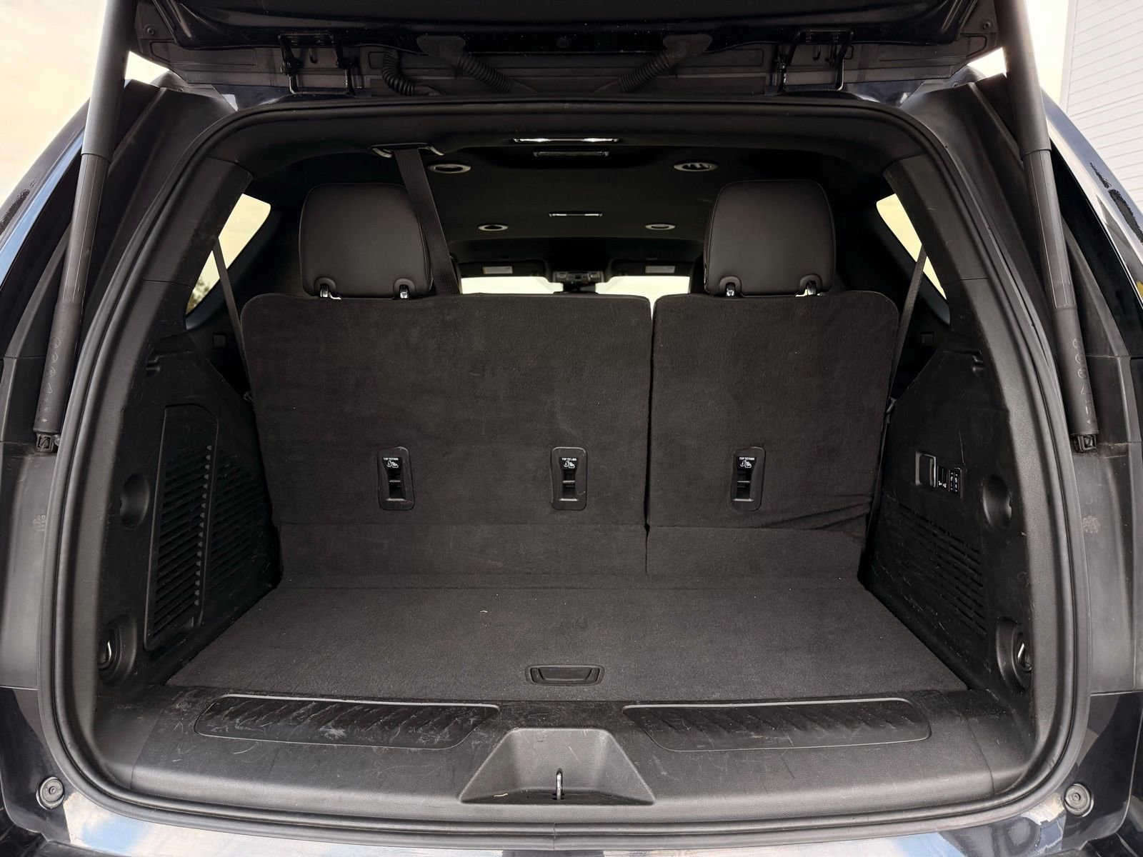 Used 2023 Chevrolet Tahoe LT w/ Luxury Package image 46