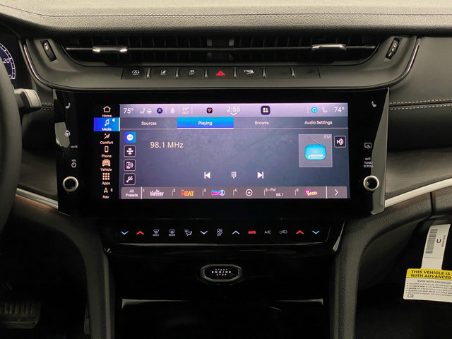 New 2026 Jeep Grand Cherokee Limited w/ Limited Altitude Package AWD/4WD image 9