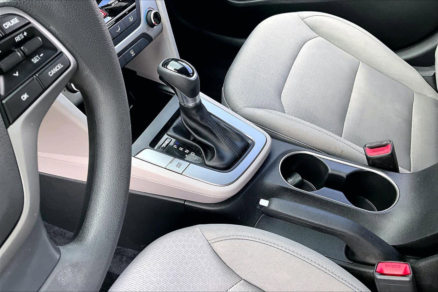 Used 2018 Hyundai Elantra SEL FWD image 15