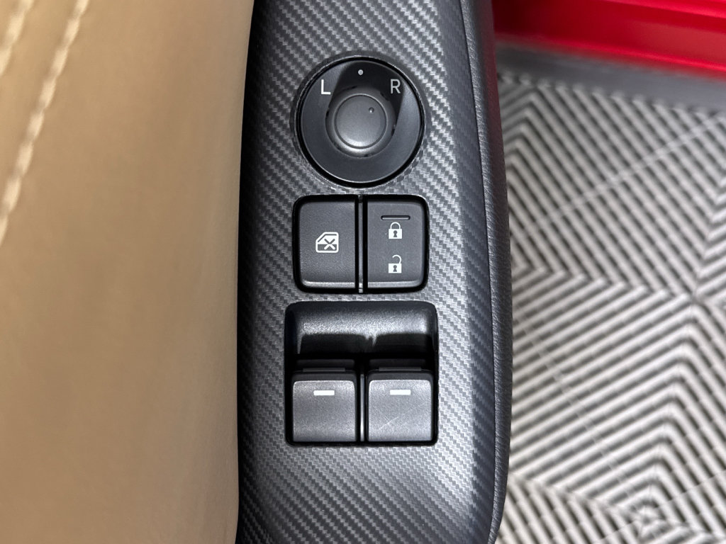 Used 2016 MAZDA MX-5 Miata Grand Touring RWD image 28
