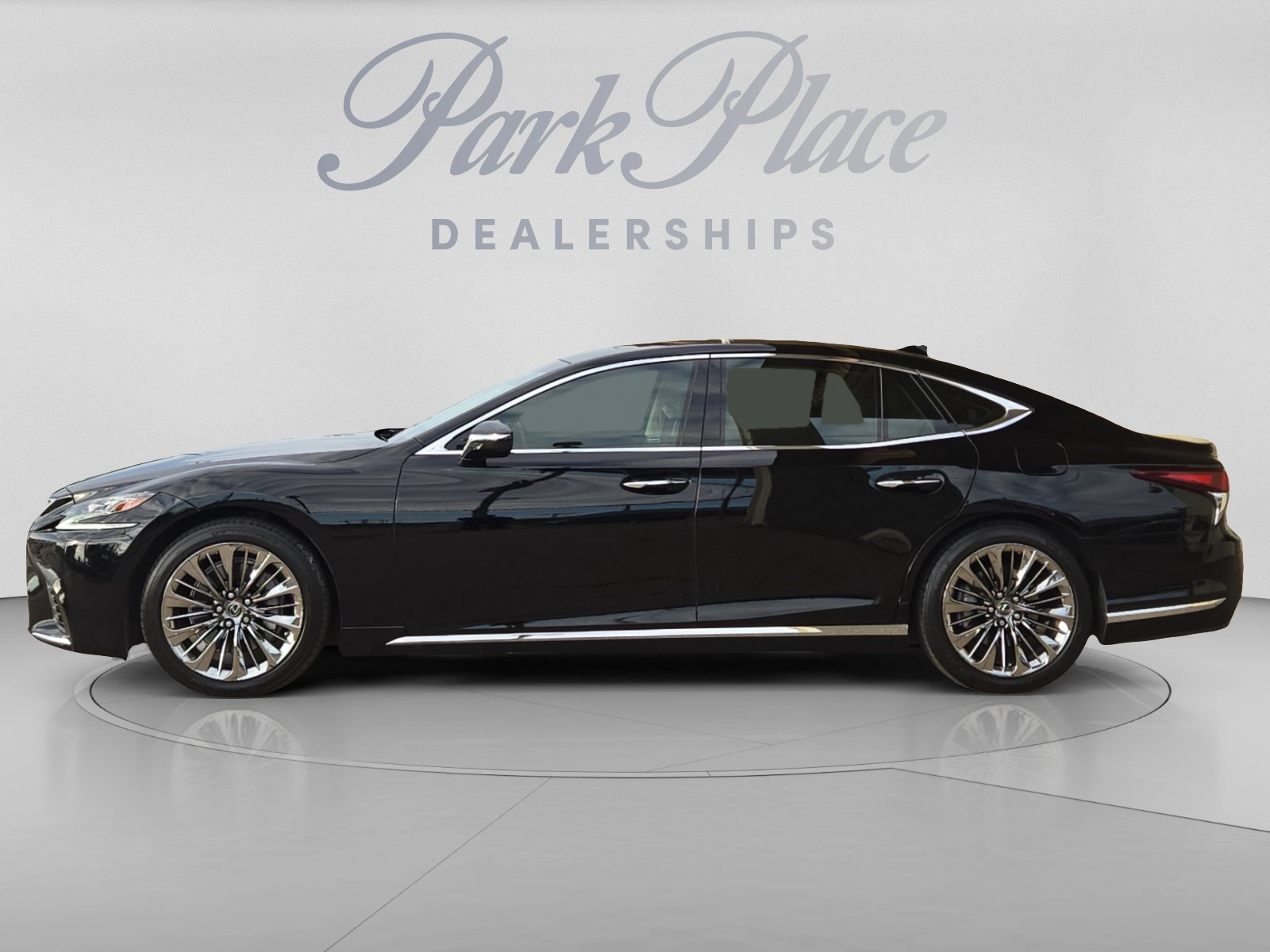 Used 2019 Lexus LS 500 w/ Interior Upgrade Package RWD image 2