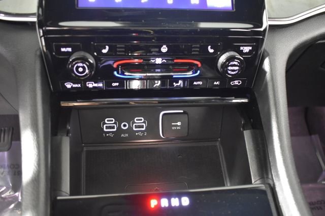 Used 2023 Jeep Grand Cherokee L Laredo AWD/4WD image 24