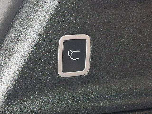 Used 2024 Chrysler Pacifica Pinnacle image 35