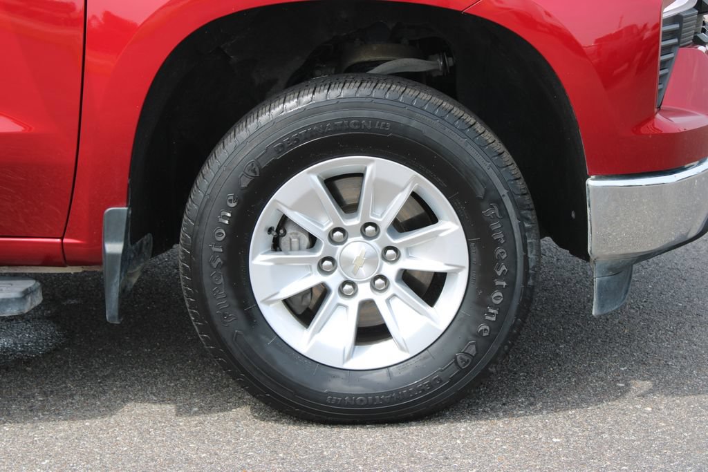 Used 2022 Chevrolet Silverado 1500 LT w/ Safety Package AWD/4WD image 12