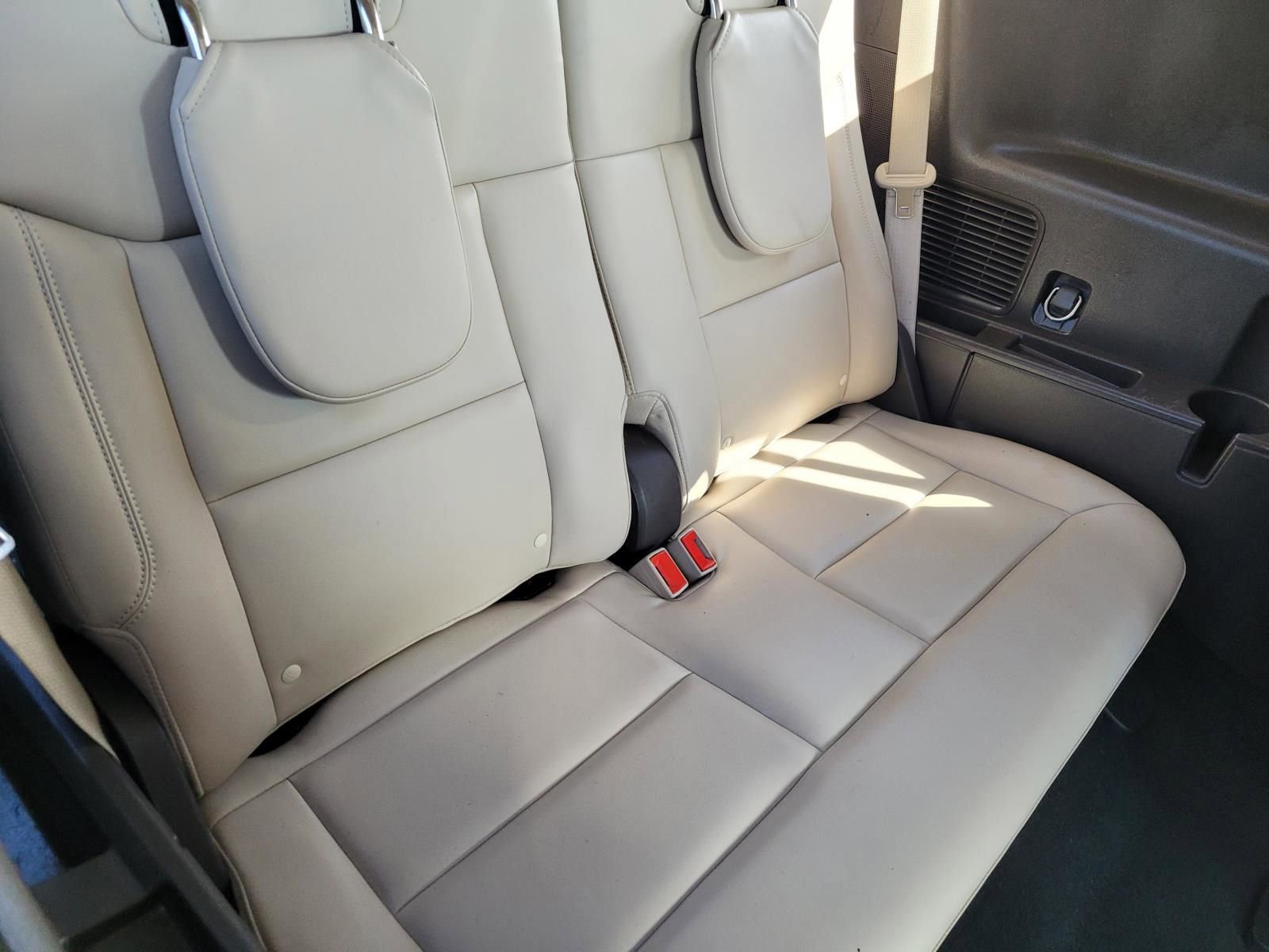 Used 2021 Ford Explorer Platinum w/ Equipment Group 601A image 15