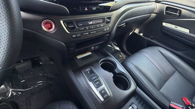 Used 2023 Honda Passport TrailSport image 34