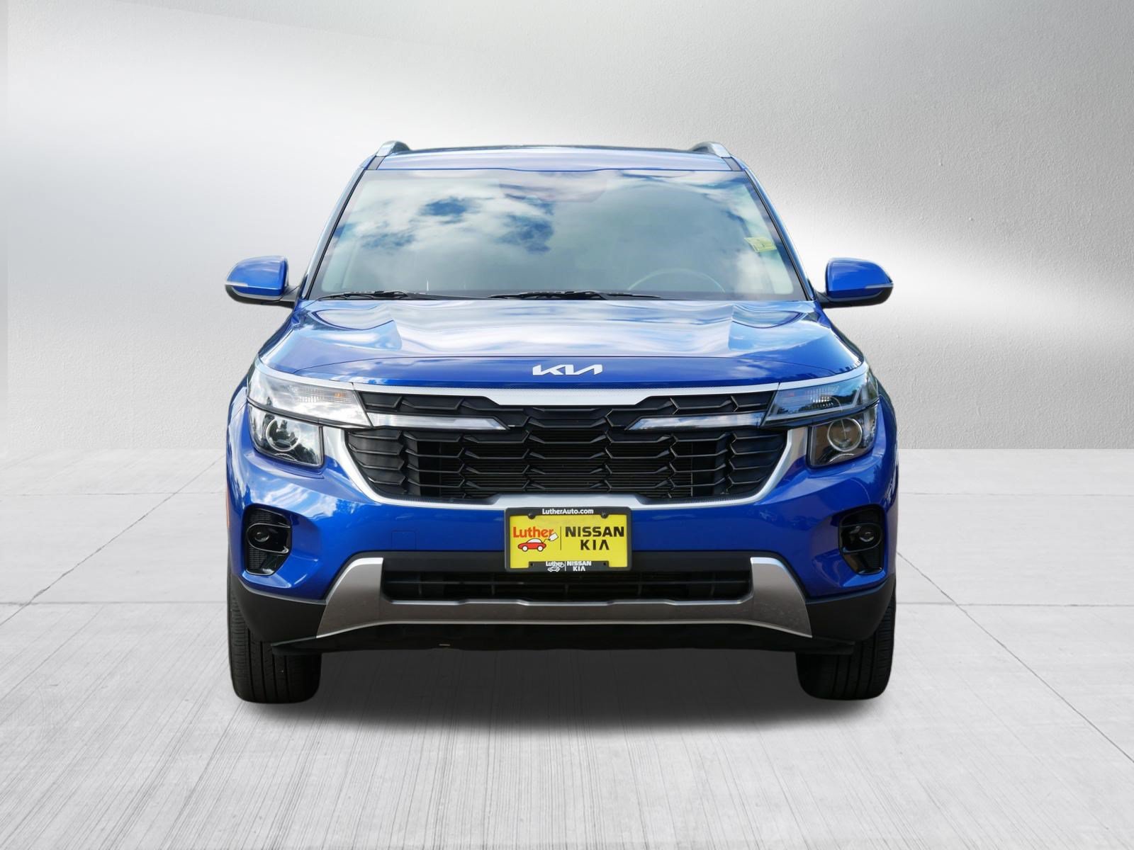 Certified 2024 Kia Seltos S AWD/4WD image 2