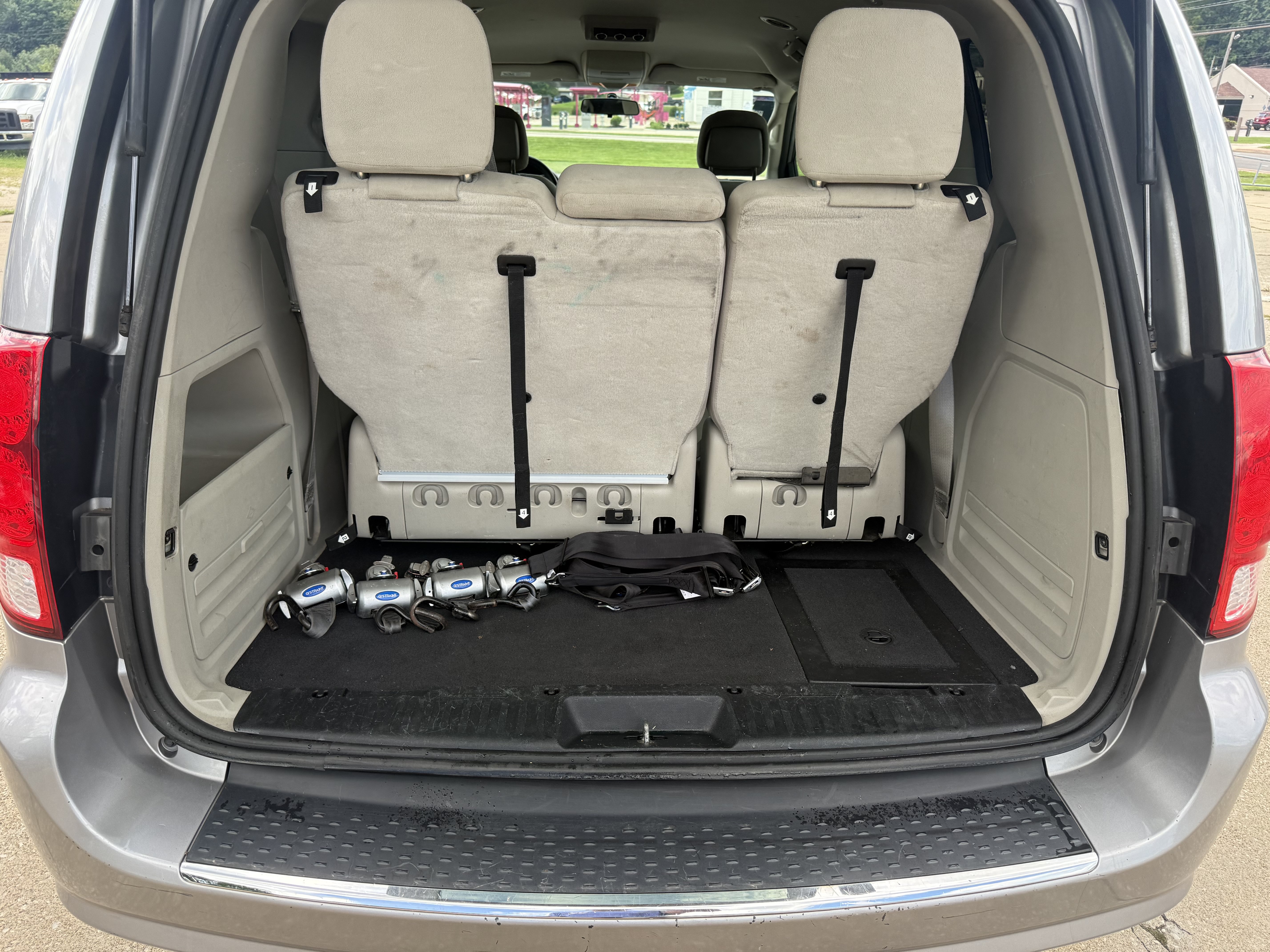Used 2015 Dodge Grand Caravan SE w/ Quick Order Package 29E SE FWD image 31