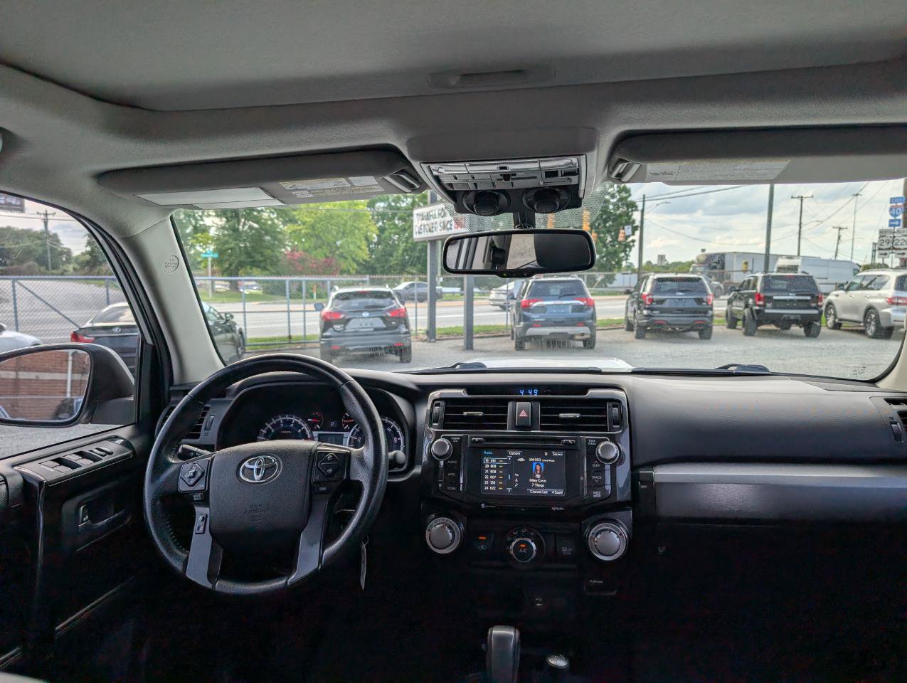 Used 2015 Toyota 4Runner Trail Premium AWD/4WD image 22