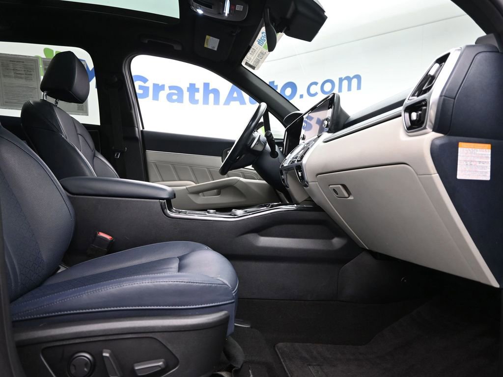 Used 2022 Kia Sorento SX Prestige w/ Panoramic Sunroof Package image 7