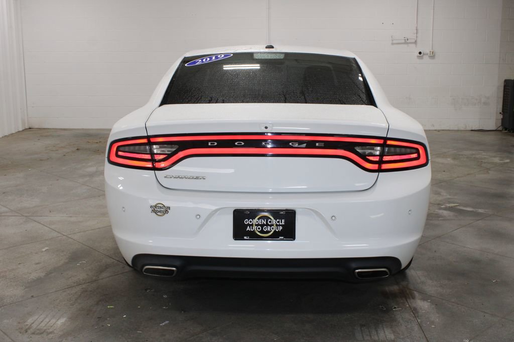 Used 2019 Dodge Charger SXT RWD image 8