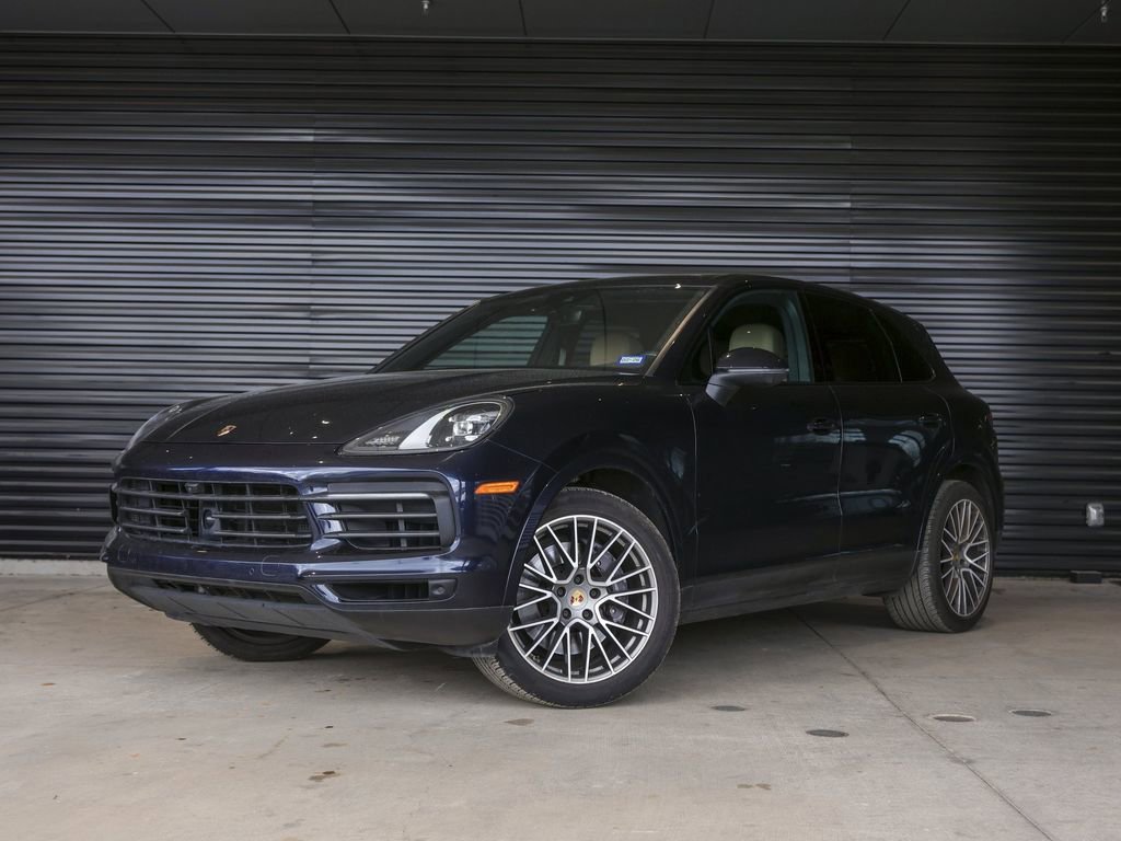 Certified 2023 Porsche Cayenne Platinum Edition image 1
