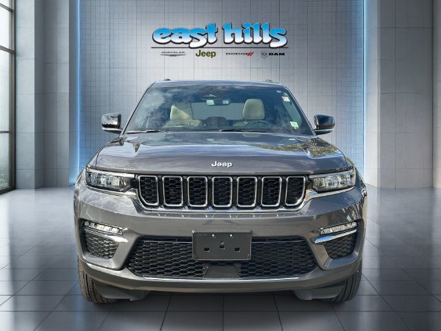 Certified 2025 Jeep Grand Cherokee Limited AWD/4WD image 8