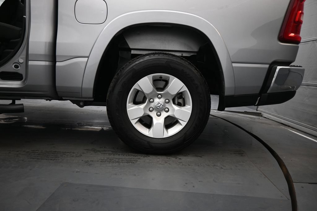 Used 2025 RAM 1500 Big Horn RWD image 19