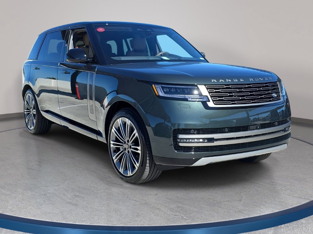 New 2027 Land Rover Range Rover Long Wheelbase SE AWD/4WD image 3