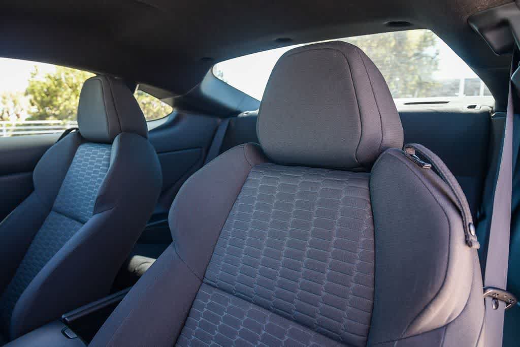 Used 2023 Toyota GR86 w/ ALL Weather Mat Package (TMS) RWD image 22